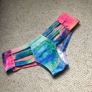 rave soft booty shorts